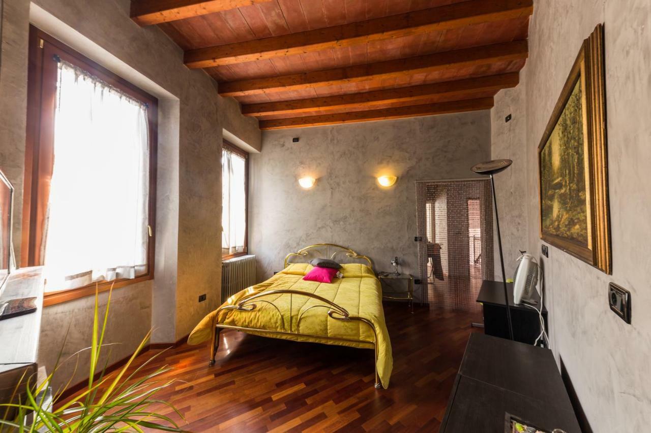 Wake Surf House Bed and Breakfast Sulzano Buitenkant foto