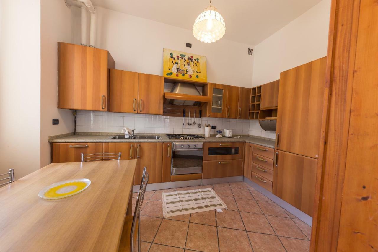 Wake Surf House Bed and Breakfast Sulzano Buitenkant foto