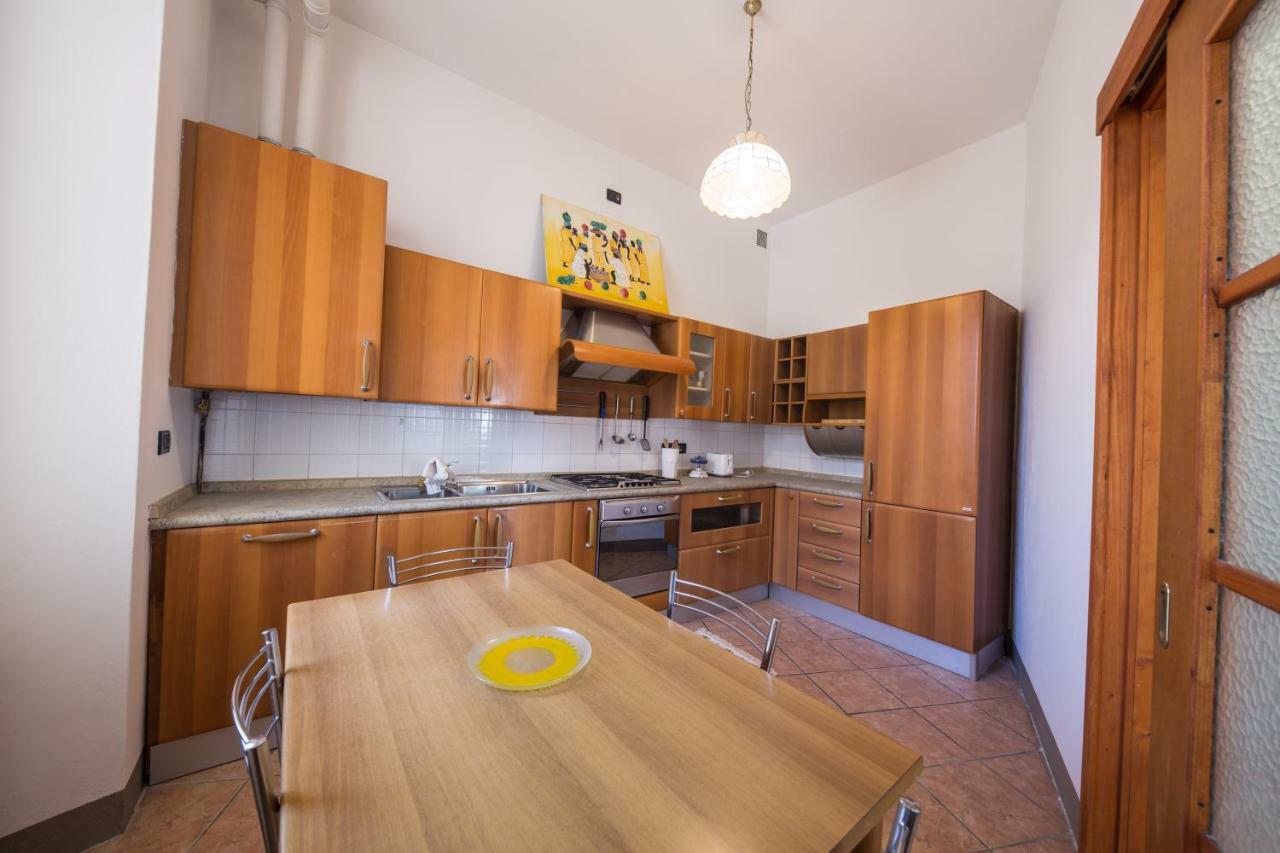 Wake Surf House Bed and Breakfast Sulzano Buitenkant foto
